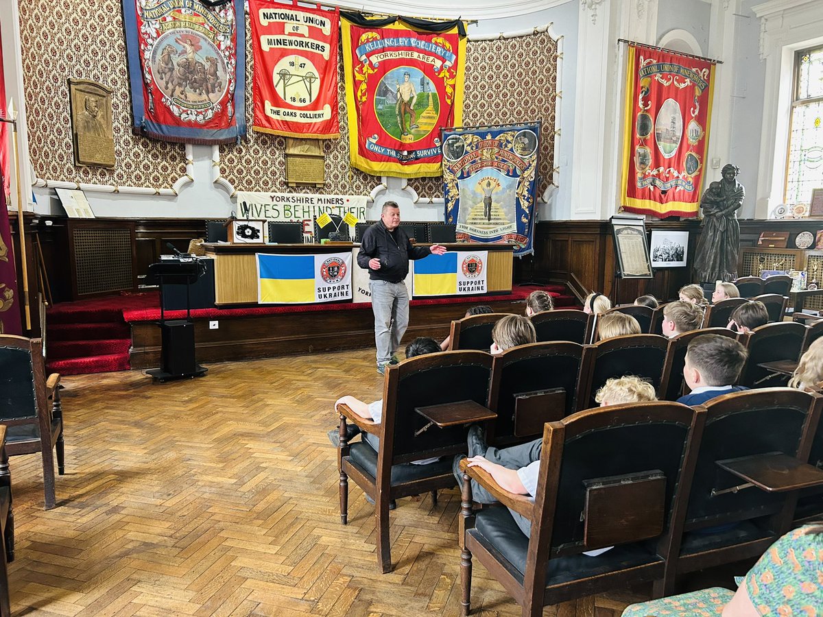 stmarysbarnsley's tweet photo. What an experience at the NUM offices! #localhistory https://t.co/M8NB8BHrwa