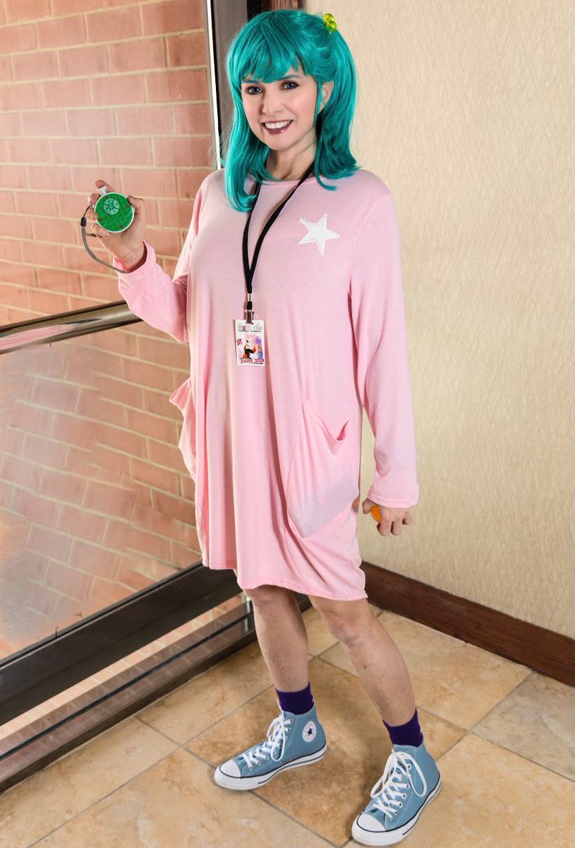 Happy #waifuwednesday! 💗 Here’s my Nightgown #Bulma as she was dressed for Season 1, Episode 3 of #DragonBall. Yes, it’s the nightgown she wore when she gave Master Roshi a peek in exchange for the three-star Dragon Ball. #cosplay #bulmacosplay #bulmabriefs #bulmabriefscosplay