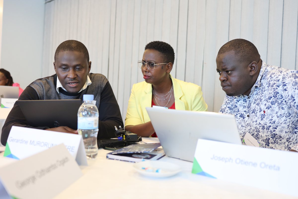 💫 Exciting times at the #OneLearns Workshop! Thrilled to have participants from Rwanda, Ethiopia, & Kenya in one room after 1yr of online learning with @KTHuniversity & @malardalen_uni. Lets dive into the dynamic group discussions, advancing digital #health literacy & #SDGs.🌍