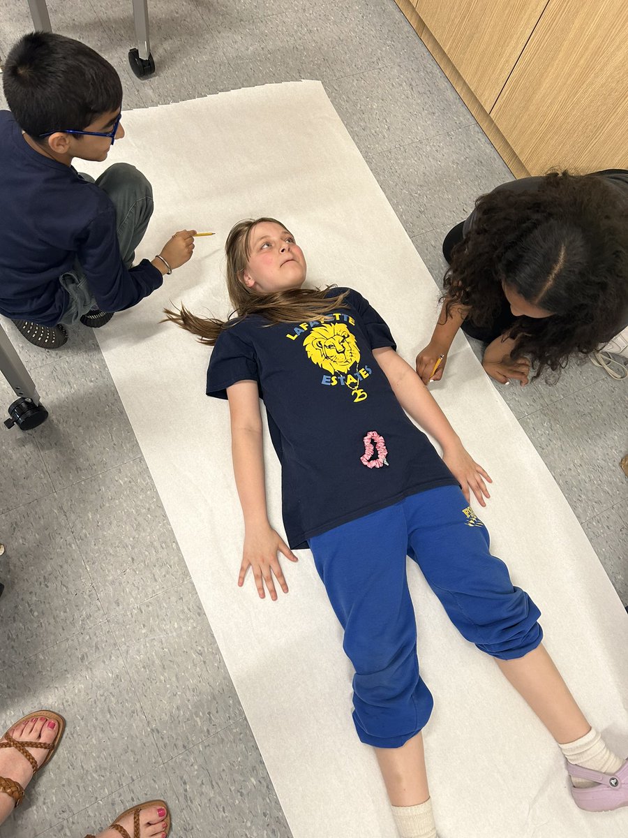We started a body systems project this week. First step was to trace and cut out the outline of a body! 🤗 <a href="/25Lafayette/">Lafayette Estates School #25</a>
