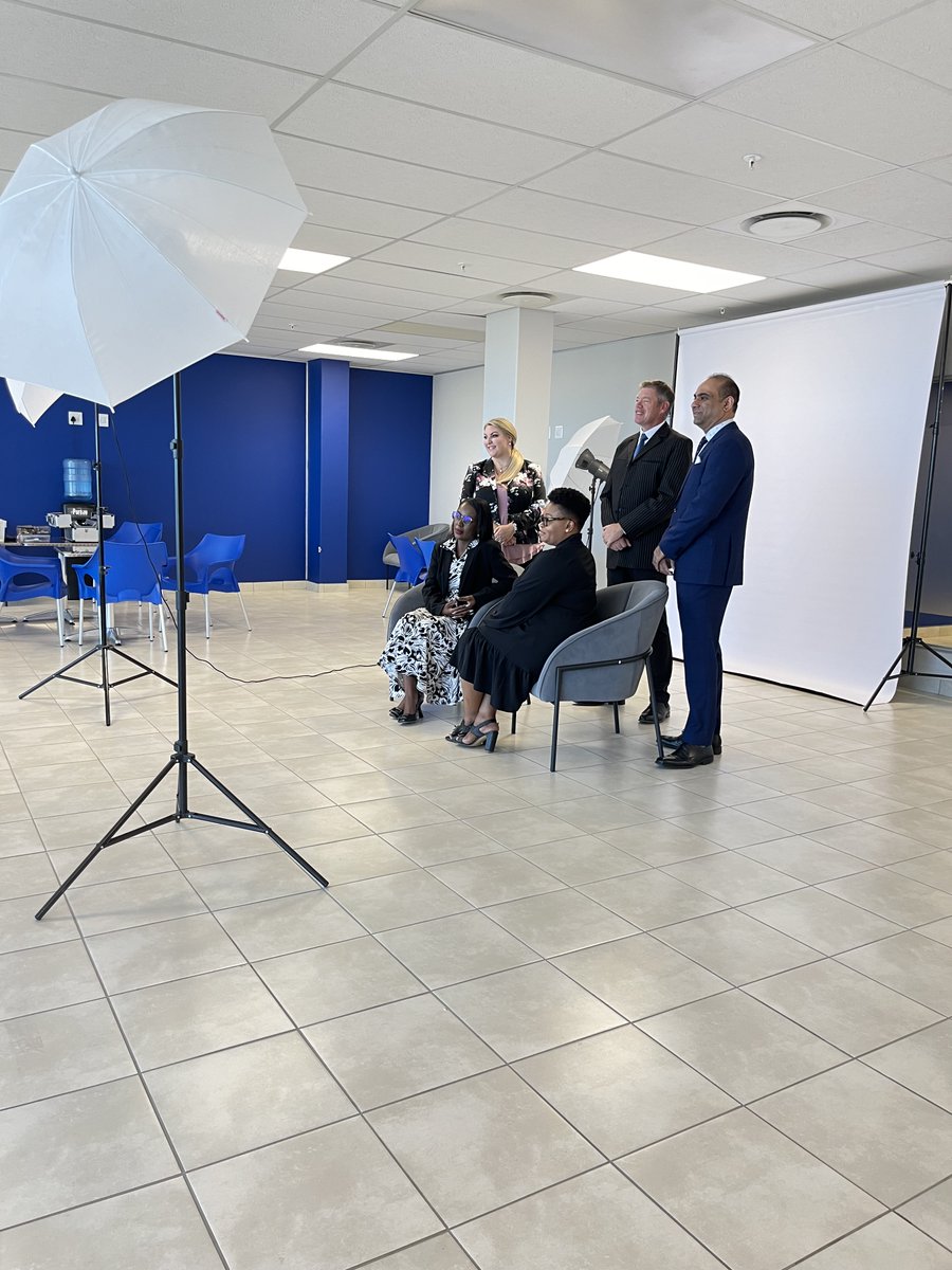 Sneak peek alert: Our preparations for the Annual Report are in full swing! Take a look behind the scenes with exclusive shots from our 2023/24 photoshoot. #BehindTheScenes #AnnualReport