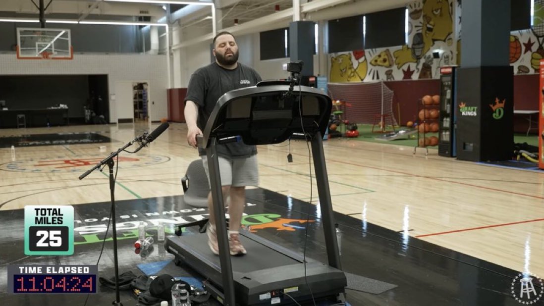 Barstool's Jersey Jerry streamed himself running a marathon on a treadmill for the last 11 hours.