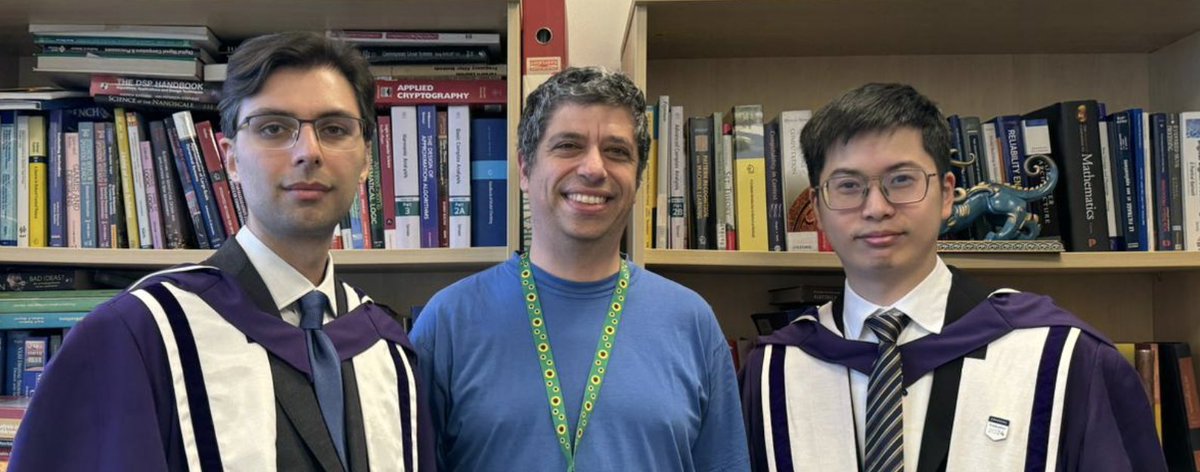 Congratulations to my former PhD students, Dr Sina Boroumand @sinaxs and Dr Jianyi Cheng @jianyi_cheng, both attending graduation today @imperialcollege @imperialeee @imperialcas