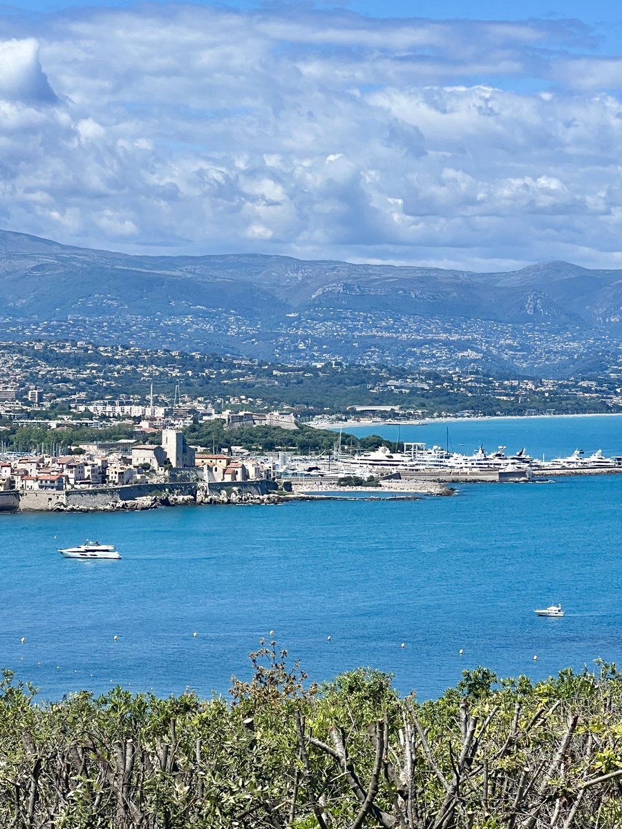 [PANORAMA] #Antibes depuis la Garoupe Plus belle vue du… monde ? 😉