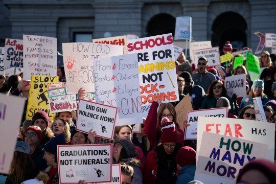Semi-automatic gun ban nixed in Colorado's Democratic-controlled statehouse after historic progress They 'want you to believe that it’s assault weapons and schools. It’s not. It’s suicides and it’s domestic violence.” buff.ly/4a9AZcP #COleg #COpolitics