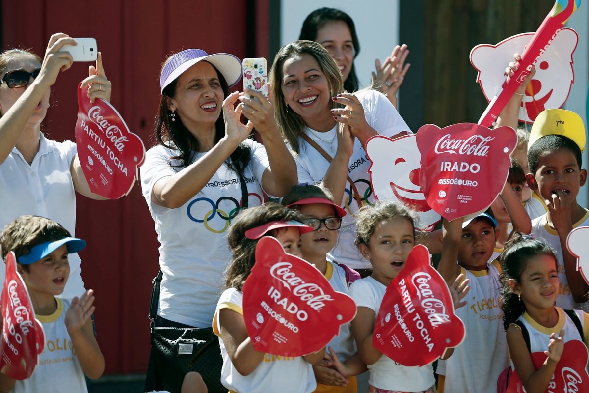 'The @Paris2024 Olympic Torch Relay is when the party really starts for us', says Tim Dignard, Coca-Cola’s Director of Global Sports Partnerships & Operations. + Did you know @LA28 will mark 100 years of @CocaCola's partnership with @Olympics? Read: olympics.com/ioc/news/coca-…