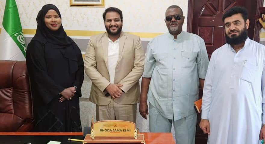 I had the pleasure of welcoming to @somalilandmfa the Governor of Maroodi Jeex Mohammed Ahmed Alin “Tiimbaro” and the leadership of the #Pakistani Community in #Somaliland where we discussed issues of mutual interest and the upcoming May 18th celebrations. The Pakistani…
