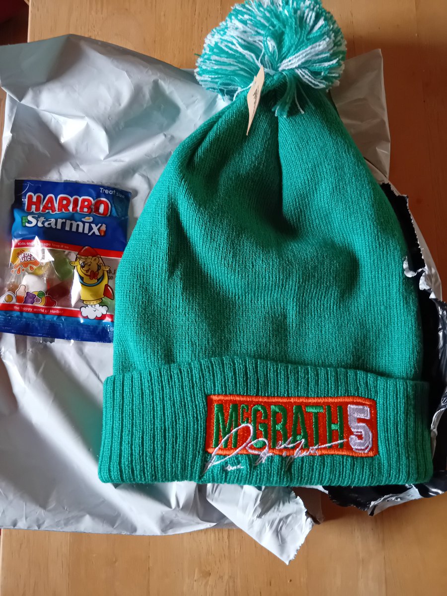 Oo ah @Paulmcgrath5 - just got my beanie in aid of @ABIIreland & a bag of sweeties as well - what a bonus