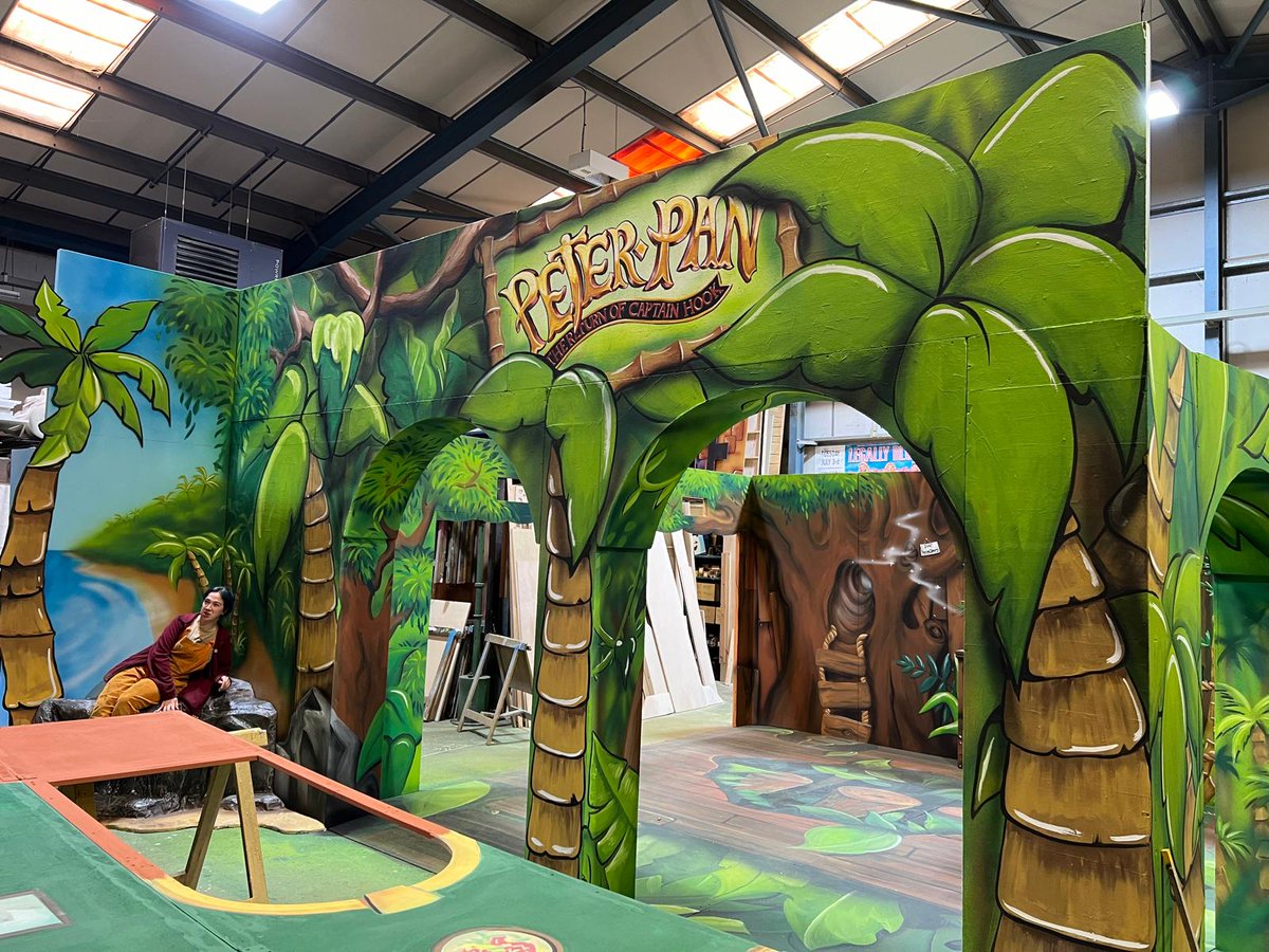 👀✨🎭@UKP_Ltd have been busy creating the spectacular entrance for The Further Adventures of Peter Pan: The Return of Captain Hook. Prepare to be 'hooked' by the biggest panto in Neverland!⚓️🐊 📆 Fri 6 Dec 2024 - Sun 5 Jan 2025 🎟️ bit.ly/3Qzw6mp