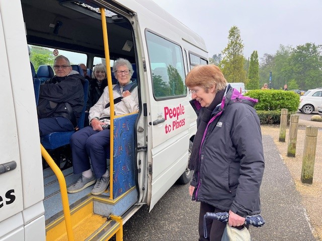 The Valley Gardens shuttle service makes its final return this Thursday to Saturday, operating from The Savill Garden coach park. The service is free to use with no booking required. Further information can be found here: windsorgreatpark.co.uk/.../valley-gar… @visitwindsor @MyRoyalBorough