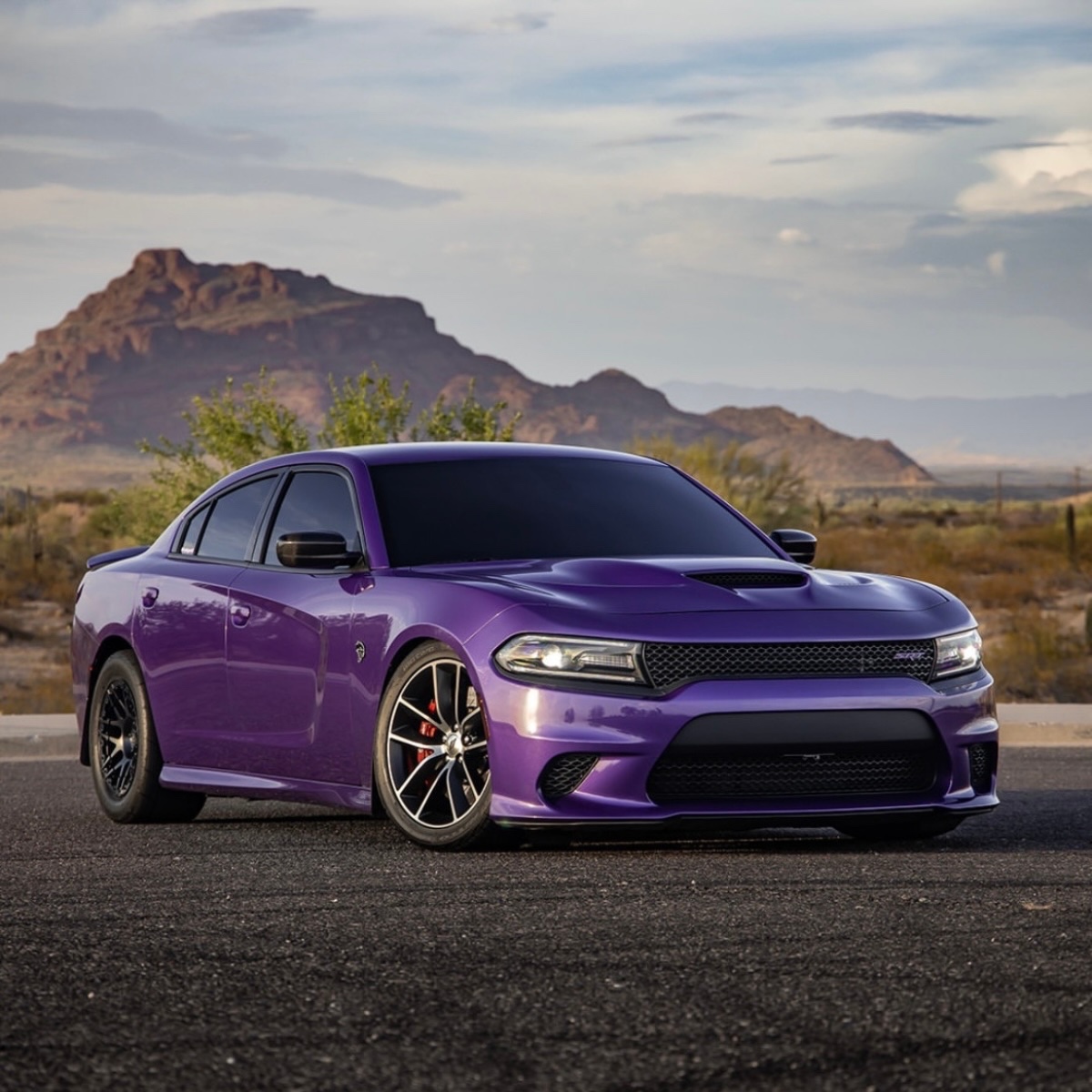Feel the power and embrace the style of an exhilarating #DodgeCharger when you visit us today! 😈 Your sleek new ride is waiting for you, so hurry in! 🏃🏁 #CarCrushWednesday #Dodge #DodgeUSA
.
📸: purplelynx707 & garrettg.media