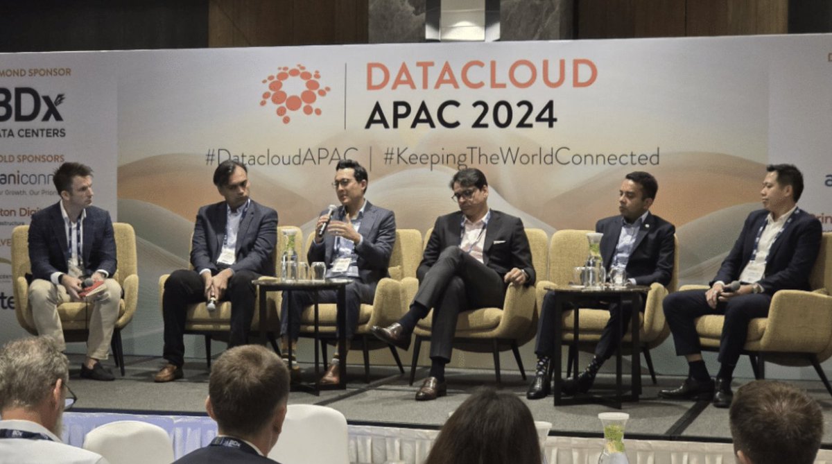 Dive into the highlights of #DatacloudAPAC2024, where industry experts discussed the future of data centres in the Asia Pacific region. Discover key insights on #Sustainability, #EdgeComputing, and #EmergingTechnologies on @datacenterpost: ow.ly/gzLK50Rz4FP