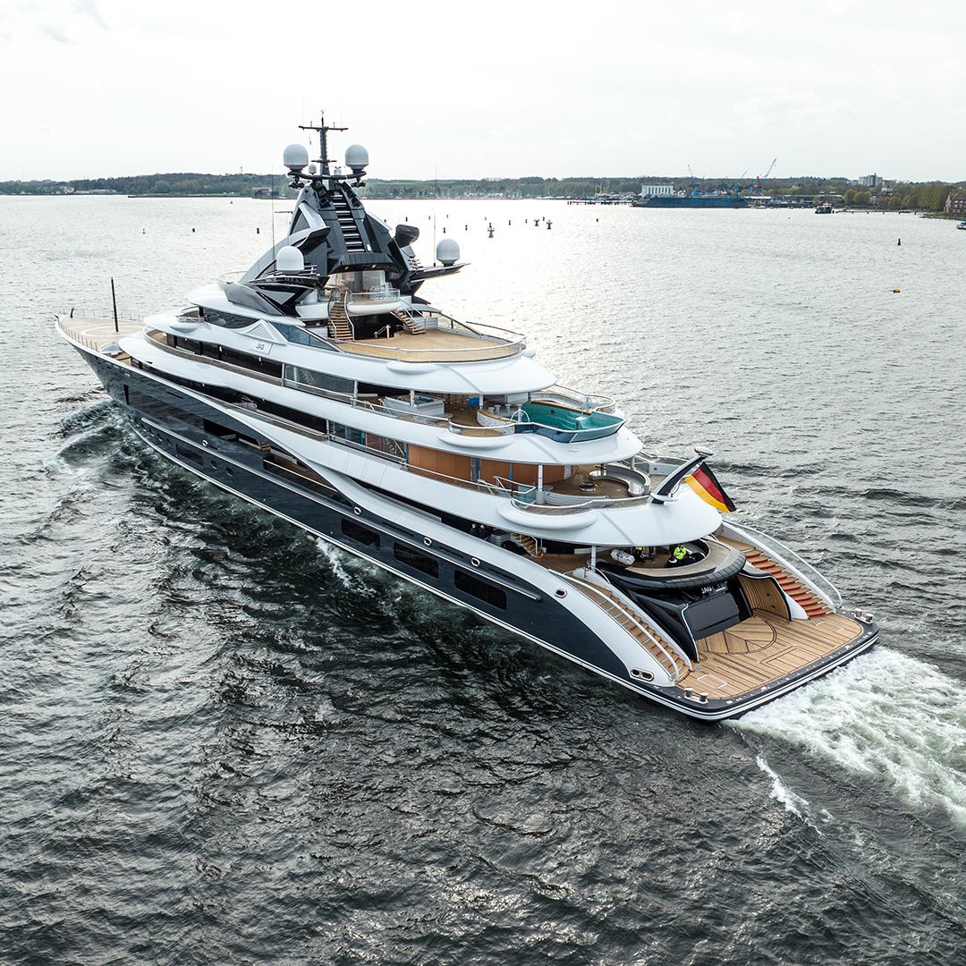 moranyachts's tweet photo. 🚨NEW DELIVERY🚨 of the magnificent 400’ (122m) Lurssen superyacht KISMET (Project JAG). ⁠

https://t.co/8Xqn8YUhau https://t.co/DW4AseKtaK