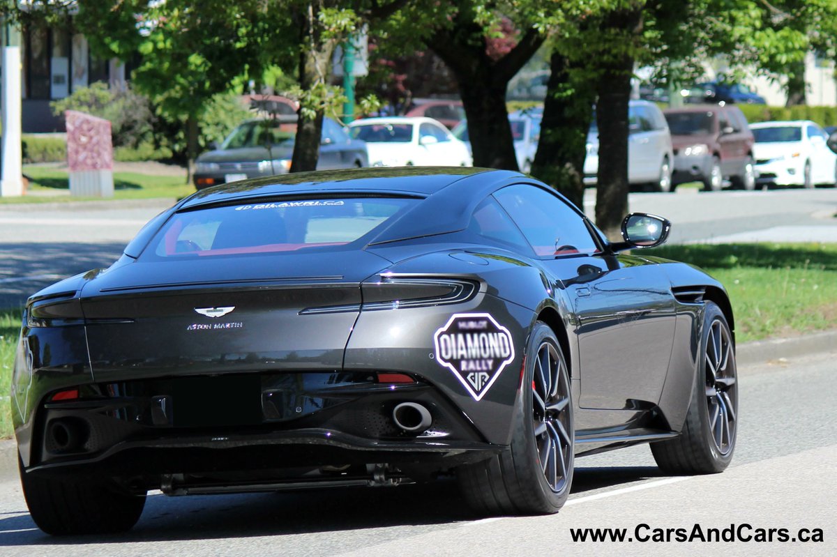 Aston Martin DB11

 #AstonMartin #BritishCar 
 aston-martin.carsblitz.com