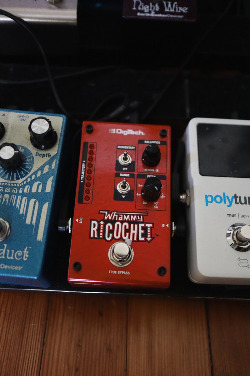 Highlighting  this very new to me, pedal I used heavily on my latest single  'Spacerock'. Using it on some lead lines brings out  unique sonic  texture. This is now a mainstay on the board.