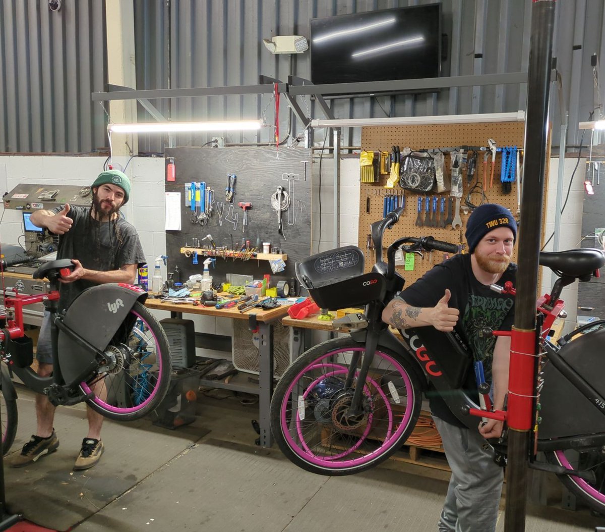 Bikeshare workers in Columbus, Ohio @CoGoBikeShare just won @transportworker recognition with @twulocal320! We continue plowing ahead in  micromobility with industry-standard contracts in 12 municipalities coast to coast!