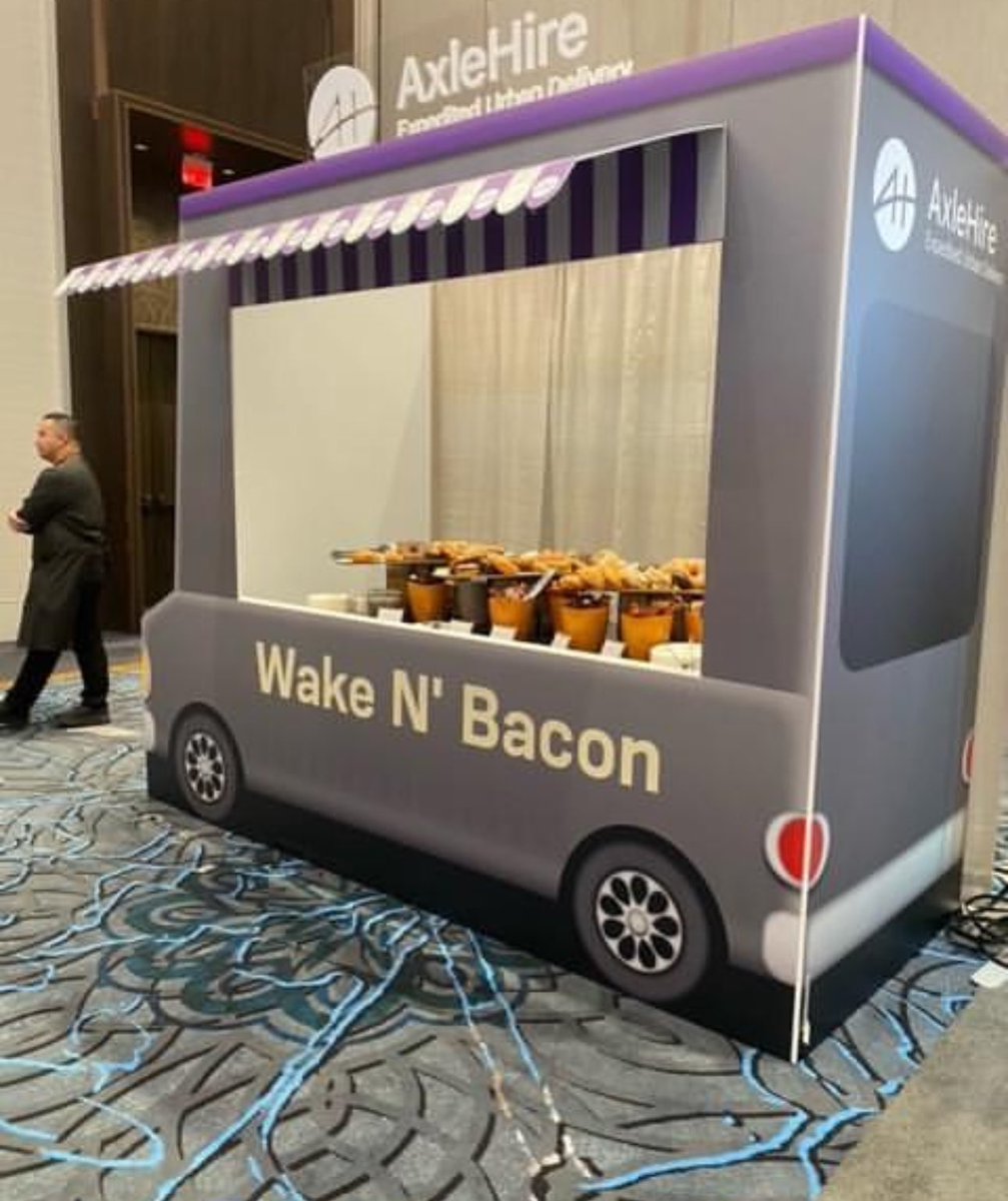 brandengageLLC's tweet photo. BACON 🥓 ok now that we have your attention... Gone are the days of tired conference swag. Attendees follow their nose to partners offering tasty goods like this genius 💡 from #AxleHire. What's been your fav exhibit/giveaway? #expo #mtg #bacon https://t.co/LyxYKsonv5