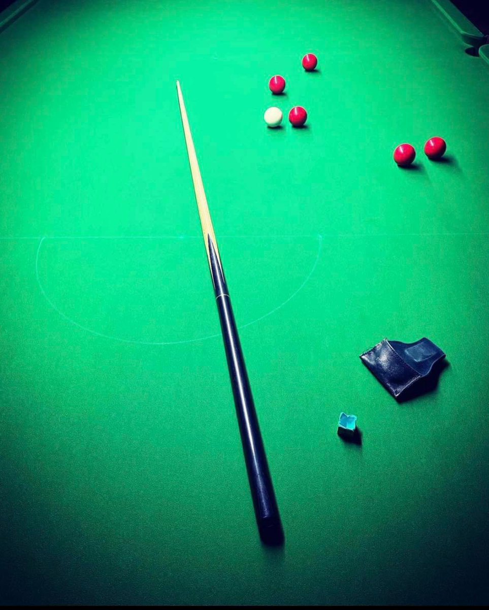 Back at it 👊

To be the best - learn from the best 👍

#snookercoach #snookercoaching #snookercoachingdublin #snookercoachingireland #worldsnookercoaching #wpbsa #thefinruanesnookeracademy #1st4sport #1st4sportlearning