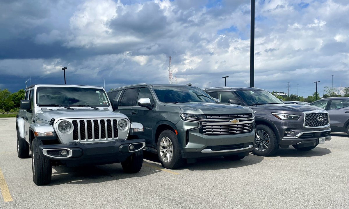 These are currently available at the Budget rental in Schaumburg, IL. Which would you go with for a long drive? #Rentalcars #Choices