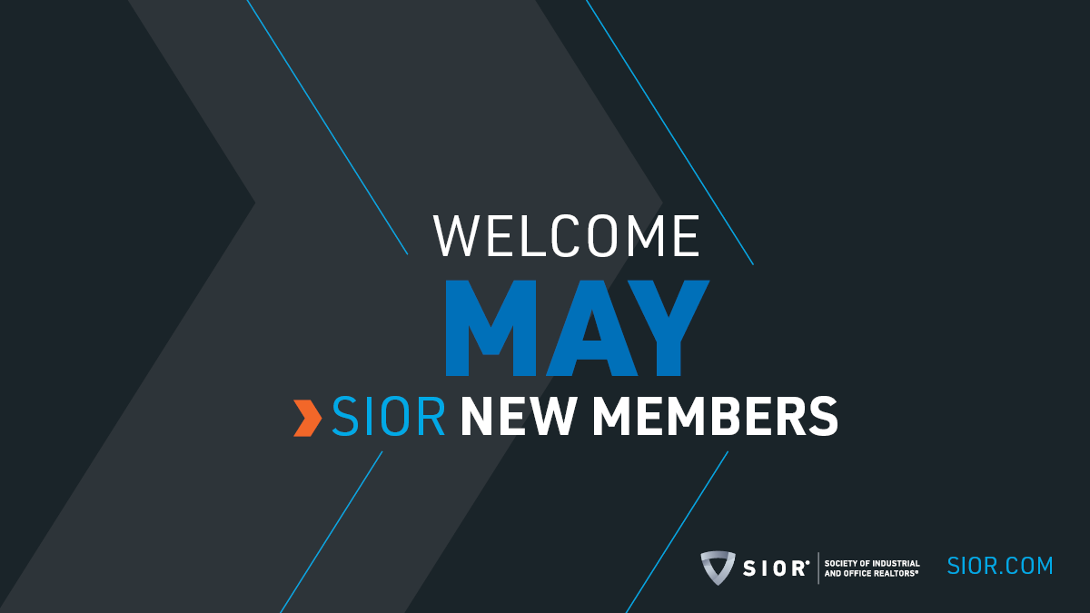 A warm welcome to the newest group of SIOR members! Thrilled to see all the new members joining our organization, and excited to see many of them here in Amelia Island! #SIORSpring24

See all our new members here: hubs.ly/Q02wwPSj0

#SIOR #CRE #NewMembers #WelcomeWednesday