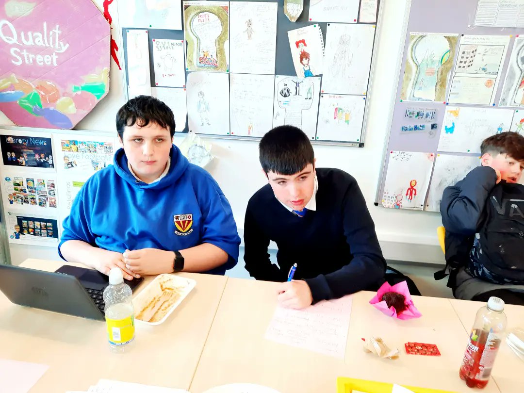 BrechinHighLib's tweet image. The Reading Ambassadors may be temp missing their S4s (exams!) but they're still up for a working lunch.
Our HT, Mrs Lawrence, tasked them with guest editing this week's edition of the family newsletter, 'Weekly Update'.
#ReadingAmbassadors #FamilyEngagement #ProudToBeBrechin