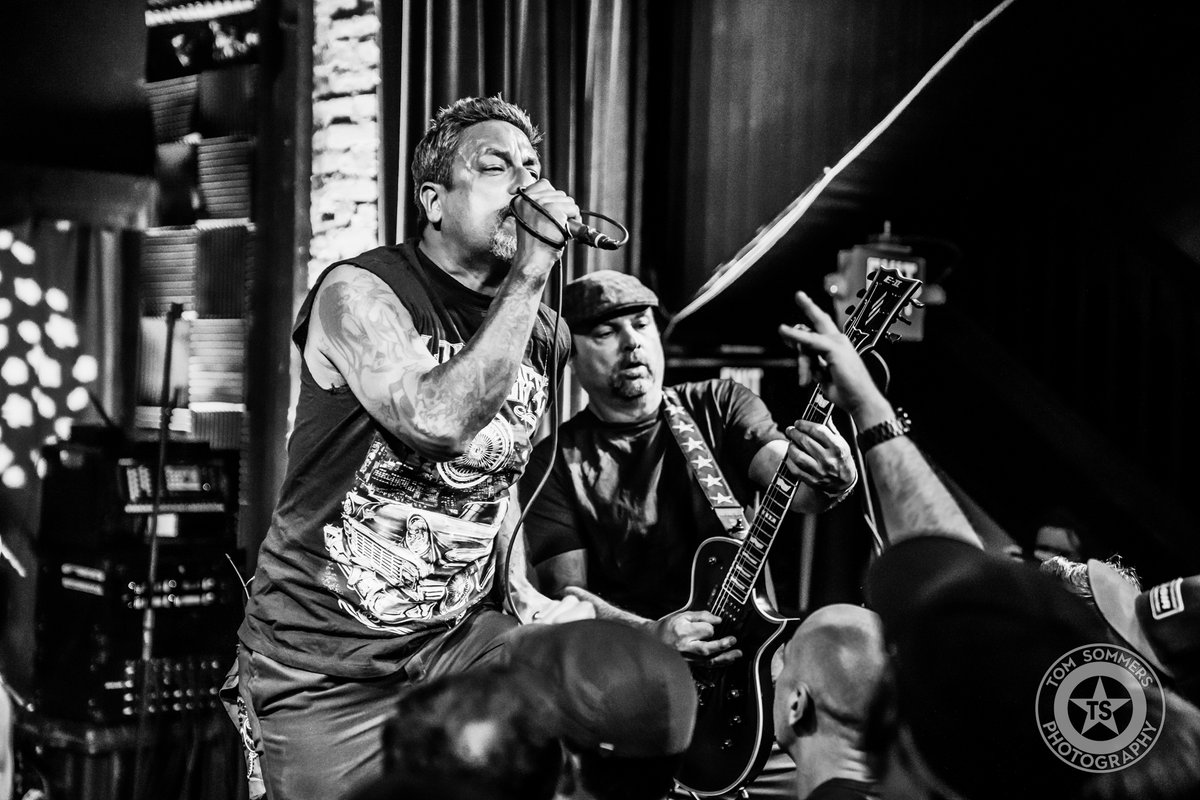 Jason & Rob 💥

📸 Tommy Sommers Photography
#strungout #punkrock #music #deadrebellion