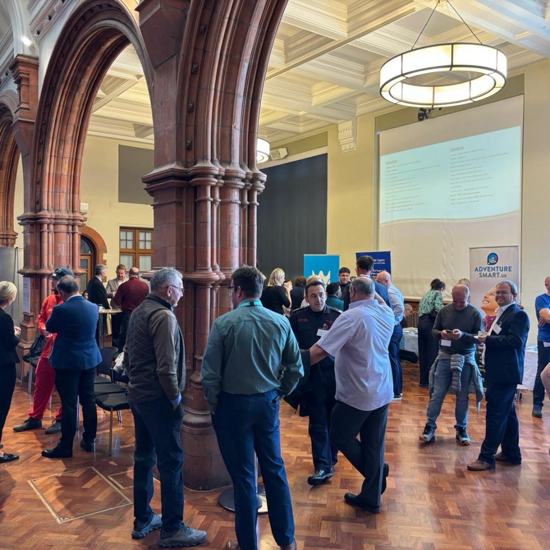 Joining forces with #WaterSafetyWales at @SeneddWales today for 'A Wales without drowning: Our joint vision'. With 48 lives lost to water-related incidents in 2022 alone, it's crucial to raise awareness and prevent tragedies. @JGriffithsLab @chriscousens @WGClimateChange