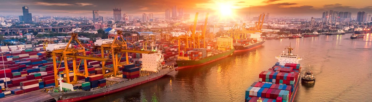 calstate's tweet image. In 2021, over 17,000 students used @CSUPaCE to receive training for jobs. A global logistics industry partnership between @CSULB, @LBCityCollege, @LongbeachUSD, & the @portoflongbeach has created a talent pipeline that opens access to careers in logistics: bit.ly/4dzaUaa