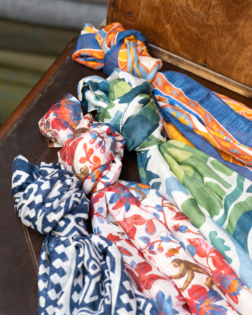 Our Italian silk and linen scarves make an outstanding addition to any closet, and even make a great gift for Mother's Day. Available in four new patterns for spring.
.
.
.
.
#theandovershop #ivystyle #menswear #mothersdaygiftidea #spring24