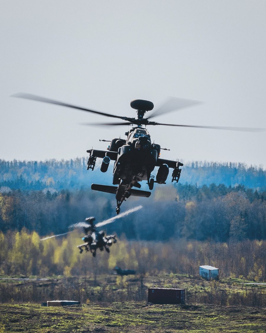 Deep Strike 💥 

AH-64E from 663 Sqn, attached to the 4AAC Battlegroup deployed from Finland to strike hundreds of miles away in Estonia as part of Ex STEADFAST DEFENDER, the largest NATO deployment in a generation.

Together with our allies, we are #strongertogether 🇪🇪 🇫🇮 🇬🇧