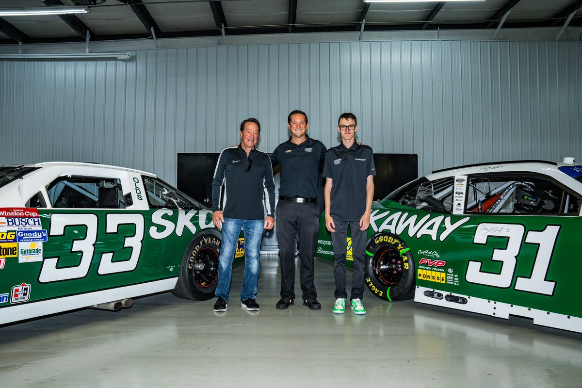 Handsome indeed! This Saturday @Parker79p’s @FunkAway ride reflects back on Harry Gant’s historic 1991 season, when he notched four consecutive wins in September starting with @TooToughToTame. It’s an honor to pay tribute to the legends who built our sport!