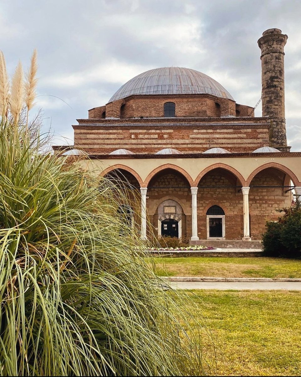 Osman Shah Mosque or Kursum Mosque, 16th-century. Designed by the Ottoman imperial architect Mimar Sinan. Trikala, Thessaly ©giorgiofo