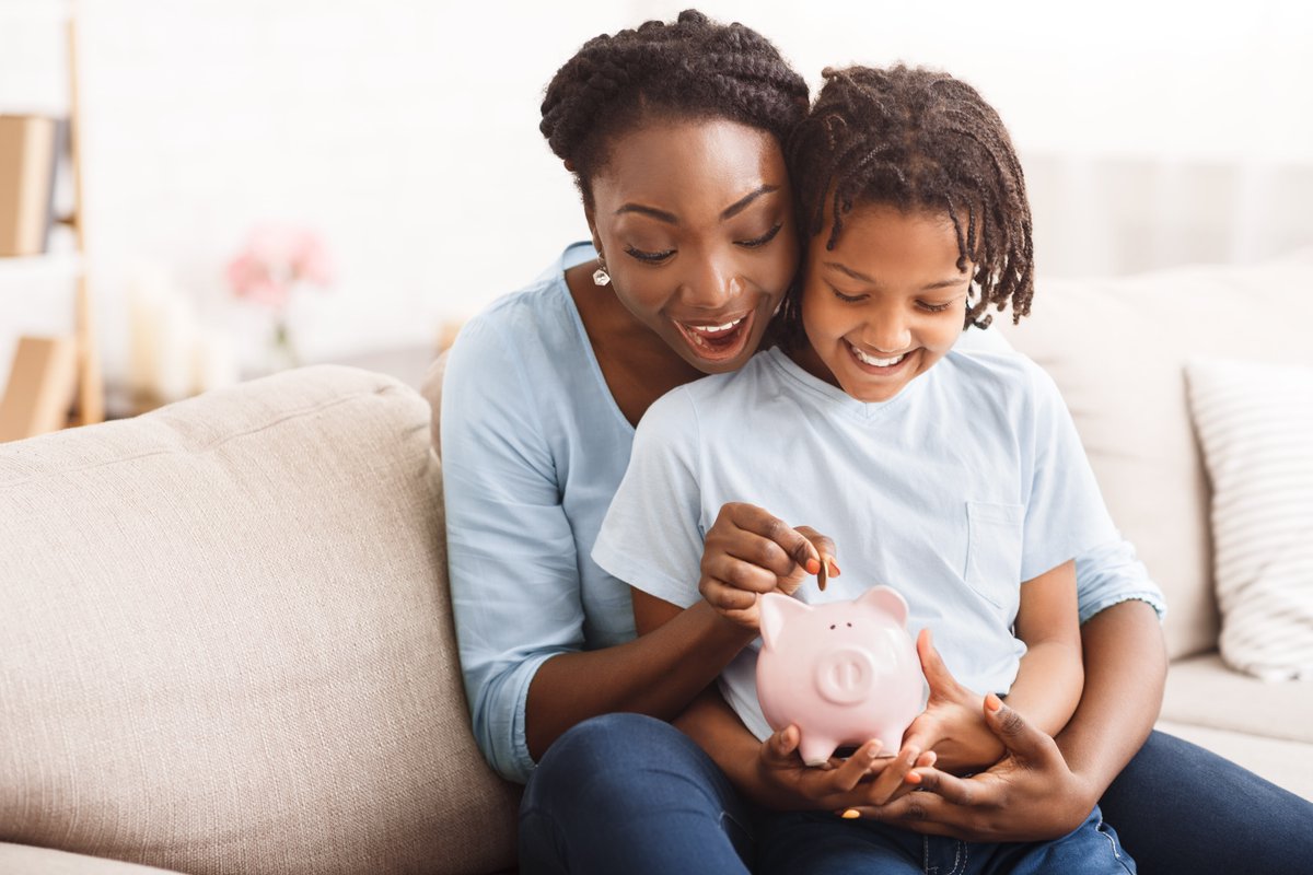 Do you talk about money with your children? Take 47 seconds to learn why it's essential to invest in these conversations. Watch here: Financial Literacy: A Family Affair - MoneySmart Manitoba ecs.page.link/6sgRH #mbbiz #mbpoli #finlit #moneysmart #parentingtips