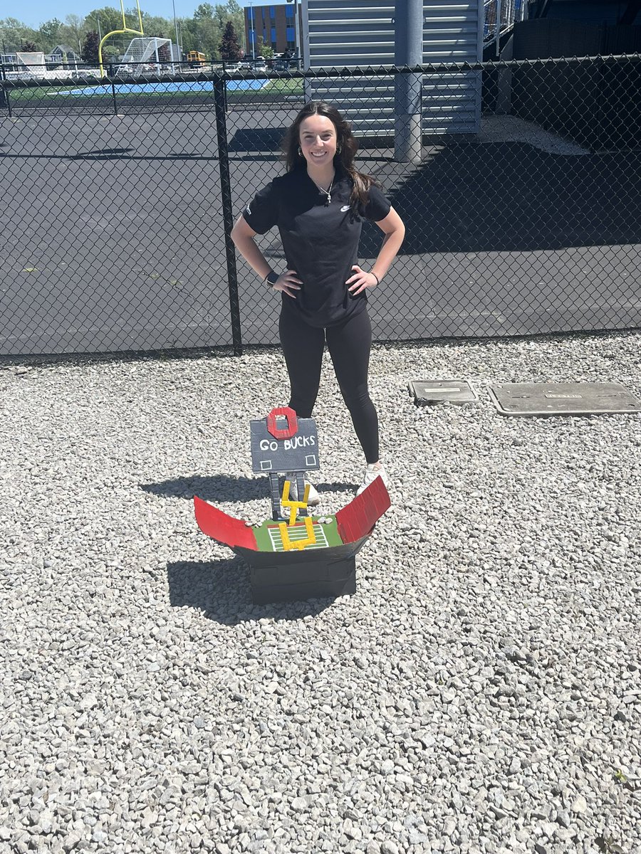rebelassistant's tweet photo. AP Spanish students made “statues” to burn in honor of the Valencia Spain celebration of Las Fallas. The burning of statues symbolizes the start of spring https://t.co/YTssipE0A8