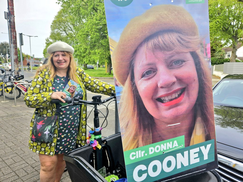 donna_cooney1's tweet image. Busy day canvassing around St Brigid's #Killester housing, playing fields, traffic and other local issues discussed on the doors. Very positive response 👍 💚 #LE2024 #KeepGoungGreen