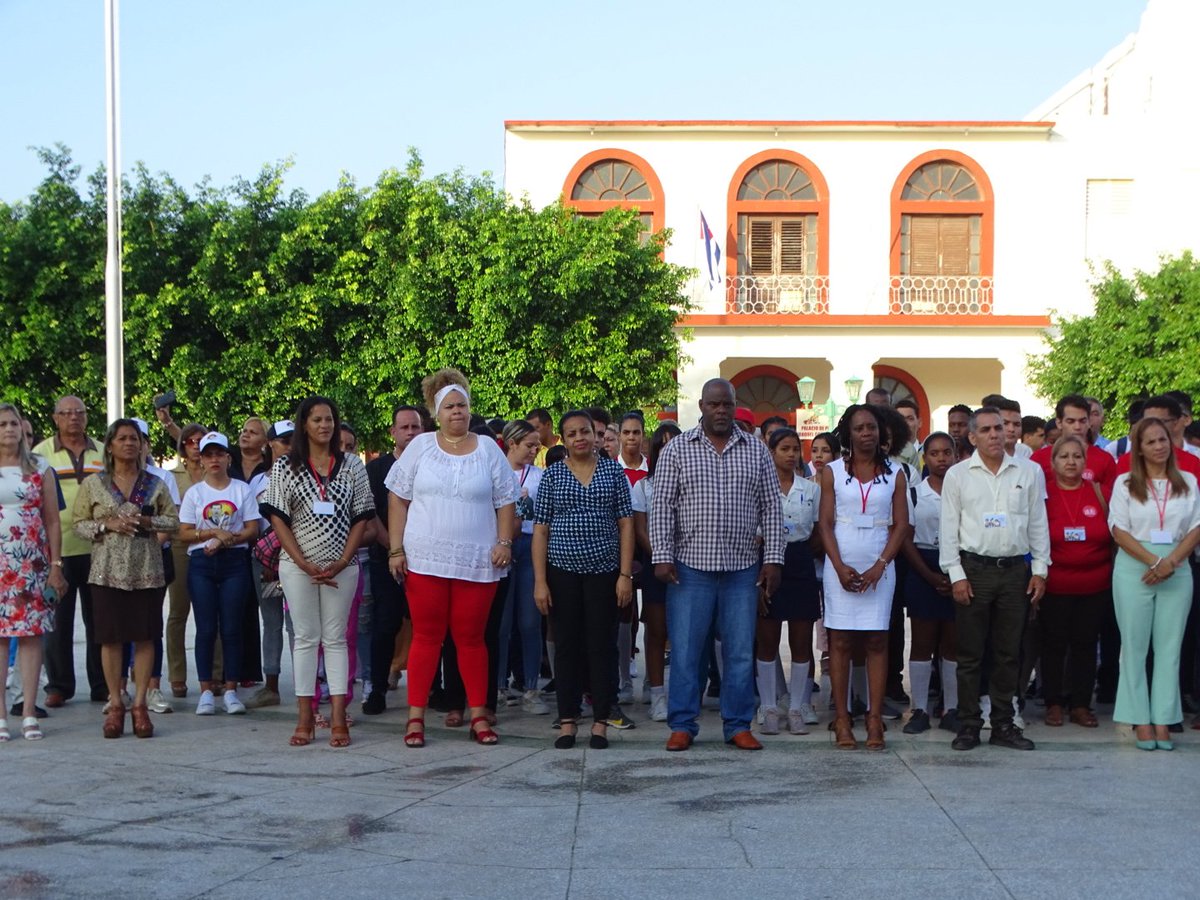 Inició en la #ProvinciaGranma el Noveno Encuentro Nacional de Escuelas Pedagógicas. #JóvenesMaestrosPorCuba #EducaciónGranma #CubaMined