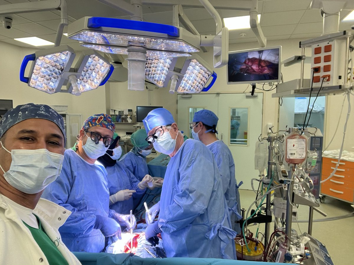 To paraphrase Rick…”of all the operating rooms in all the world, and we walk into this one…” with @vicenteorozco2 at @UM6SS #aortaEd #DeBakeySurgeon
