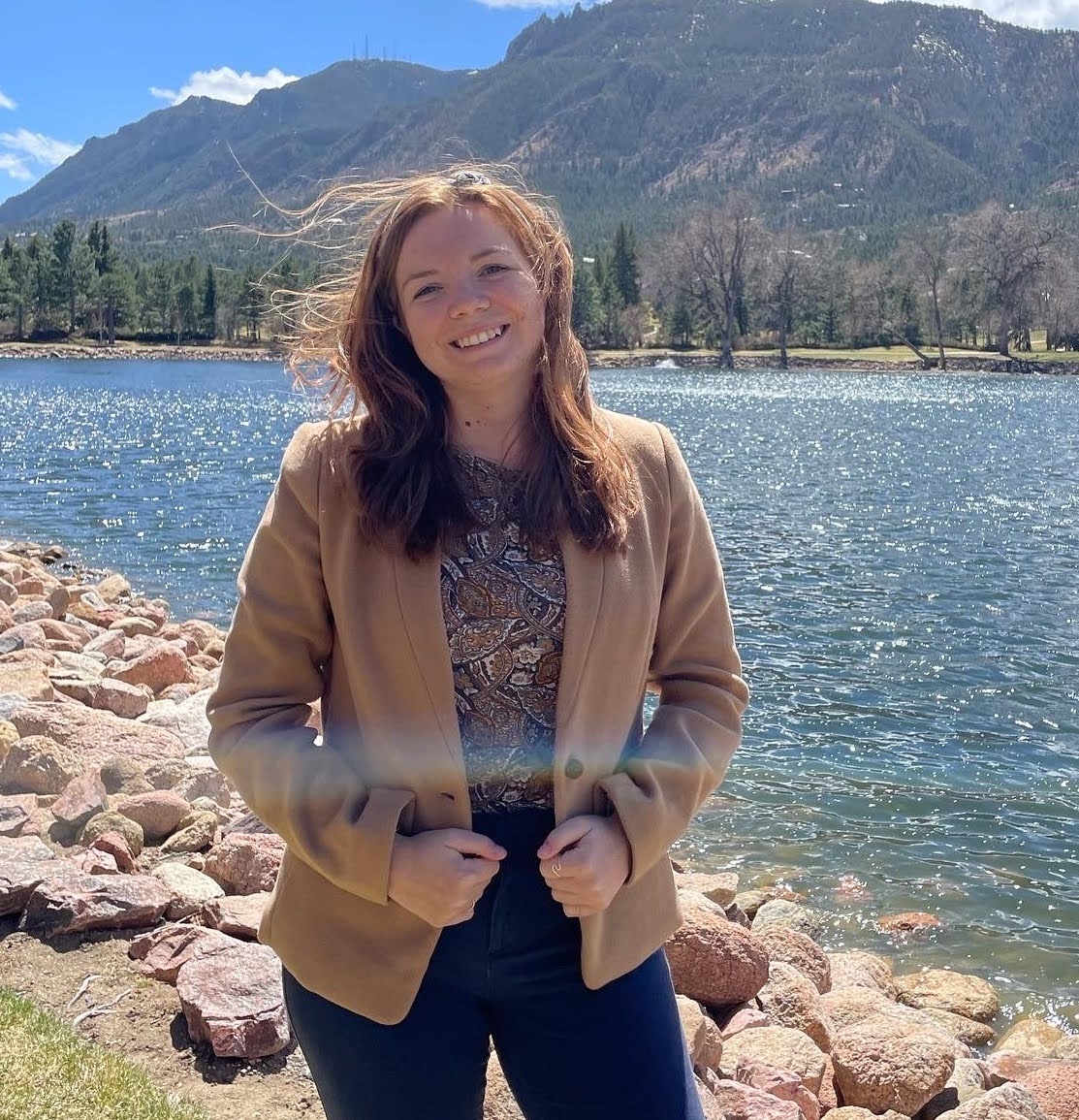 AAS_Office's tweet photo. Each year, the AAS brings volunteers to Washington, DC, to learn how to advocate for science as part of our Congressional Visits Day (CVD). In this guest post, CVD volunteer Lindsey Wiser describes her experience at this year's CVD. #ExploreAstronomy https://t.co/FoXcC7WJMd https://t.co/IuivoZ7mLr