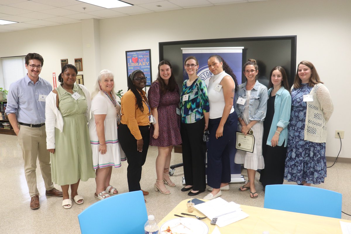 Congratulations to the new WS/FCS teachers who just completed their degrees and licensure with WS-TEACH! Learn more on our website at tinyurl.com/mvbref84.

#wsfcs