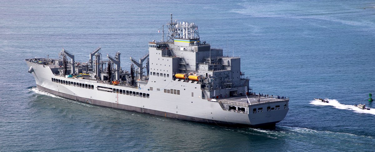 USNS EARL WARREN T-AO207, 3rd ship of the John Lewis-class of fleet oilers, was delivered to the US Navy 7 May from @GDNASSCO in San Diego for operation by Military Sealift Command. Underway shots are from sea trials in March navsea.navy.mil/Media/News/Art…