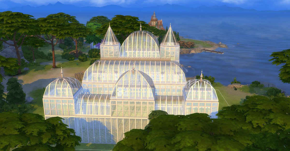 Update. The Shell is done, now time to grunge it up a bit with overgrown florals and trees.. I may need to move this to a different lot :P #showusyourbuilds #thesims4 #ts4 #greenhouse