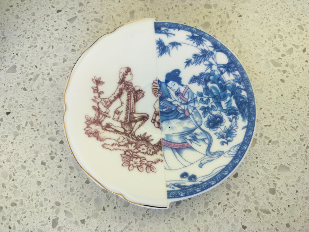 leafbox's tweet image. Post Handover Hong Kong Tea Set