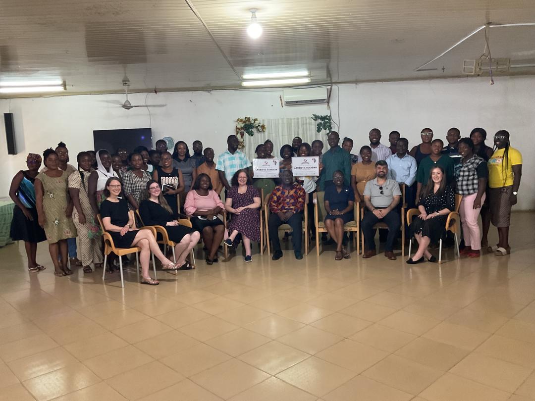 #GhanaSAPG #antimicrobialstewardship @CwPAMs collaborative have now visited 6 hospitals in 3 days 
 
Colleagues in Ghana joined the visits to see other hospitals and improve #surgical prophylaxis and #pneumonia prescribing through #behaviourchange 
@ghanaSAPG @cwpams