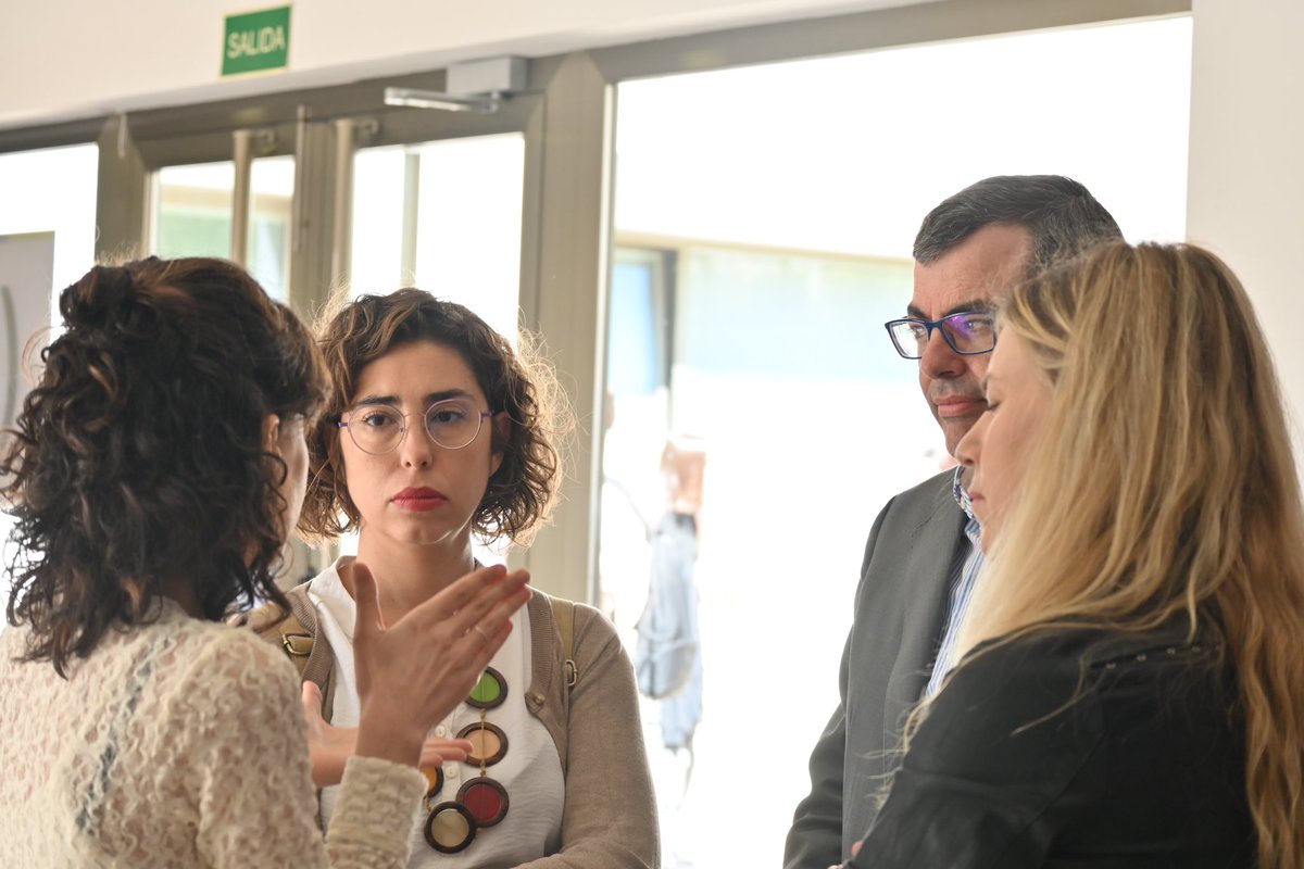 📸La <a href="/FcomUCLM/">Facultad de Comunicación - UCLM</a> ha inaugurado en su semana de la Libertad de Expresión la exposición  “Coltán”🇨🇩

🙋🏼‍♀️En ella la fotógrafa <a href="/judithprat22/">Judith Prat</a>  ha denunciado el expolio que la República Democrática del Congo sufre por esta sustancia para fabricar dispositivos móviles en el primer mundo🌍