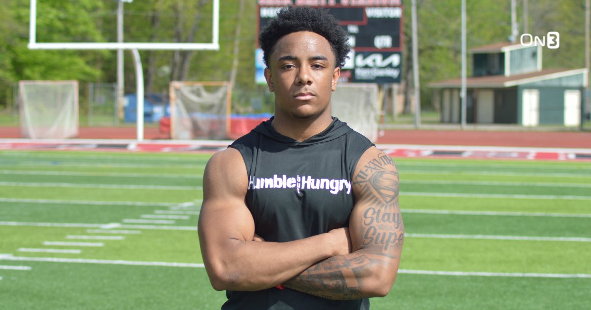 Zach Libby (@zachlibby_) on Twitter photo "They're not a spread offense. They're downhill, beat you up"
Top 100 2026 Ohio RB Shahn Alston (<a href="/shahnalston3/">Shahn Alston</a>) talks #Michigan interest, relationship with Tony Alford, spring camp visit to Ann Arbor. #GoBlue
(On3+) on3.com/teams/michigan… "They're not a spread offense. They're downhill, beat you up"
Top 100 2026 Ohio RB Shahn Alston (<a href="/shahnalston3/">Shahn Alston</a>) talks #Michigan interest, relationship with Tony Alford, spring camp visit to Ann Arbor. #GoBlue
(On3+) on3.com/teams/michigan…