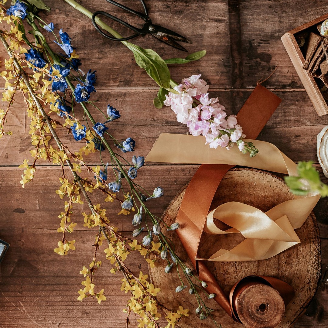 Spring Wreath Workshop | Sunday 19th May | 10:00am – 12:00pm | £45.00 🌸 Join us in the Servants Hall at Raby Castle for a creative and engaging Spring Wreath Workshop the perfect opportunity to learn and create lasting memories🏰💐 bit.ly/3QAX5Ok