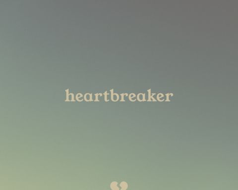 The Macarons Project – “Heartbreaker” buff.ly/4bw1mLg #musicnews #themacaronsproject #heartbreaker #indieartistz #imusicbuzz #indieshuffle