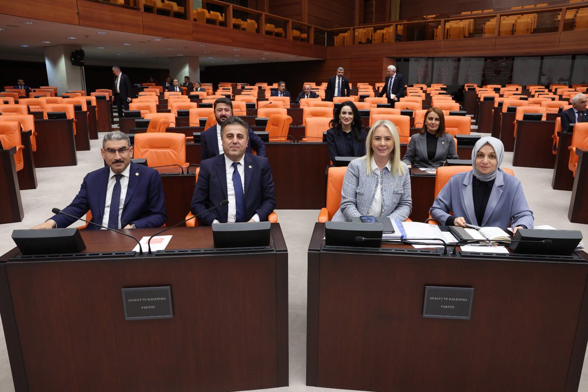 📍TBMM Genel Kurul çalışmalarımıza, Türkiye ve Özbekistan Arasında Savunma Sanayii Alanında İş Birliği Anlaşmasının Onaylanmasının Uygun Bulunduğuna Dair Kanun Teklifi ve Dışişleri Komisyonu Raporunun görüşmelerine devam ediyoruz.