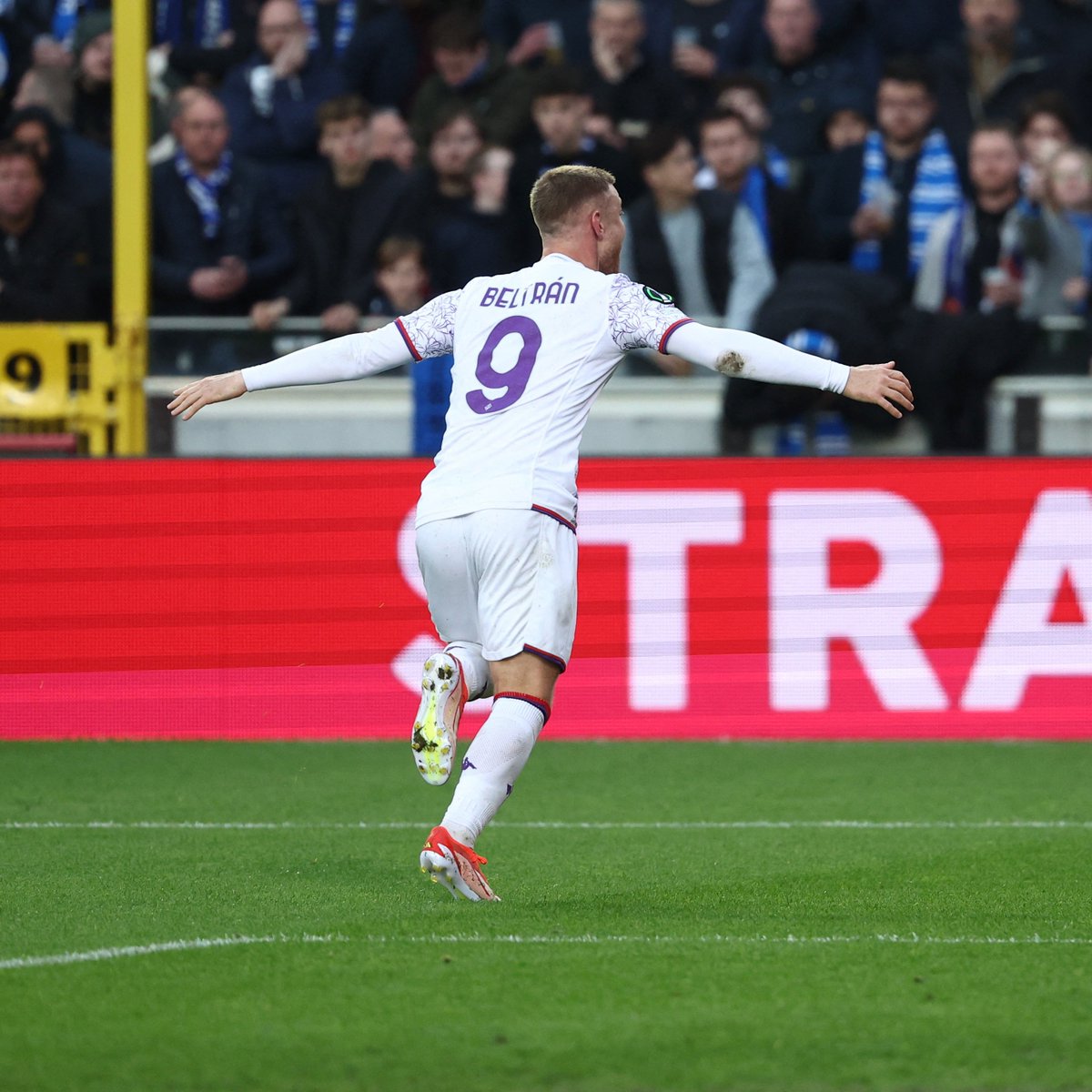 MS | Club Brugge 1-1 Fiorentina

⚽️ 20' De Cuyper
⚽️ 85' Beltran (P)
🔴 90+4' Odoi

Toplam skor 3-4

Fiorentina, Avrupa Konferans Ligi finalinde!