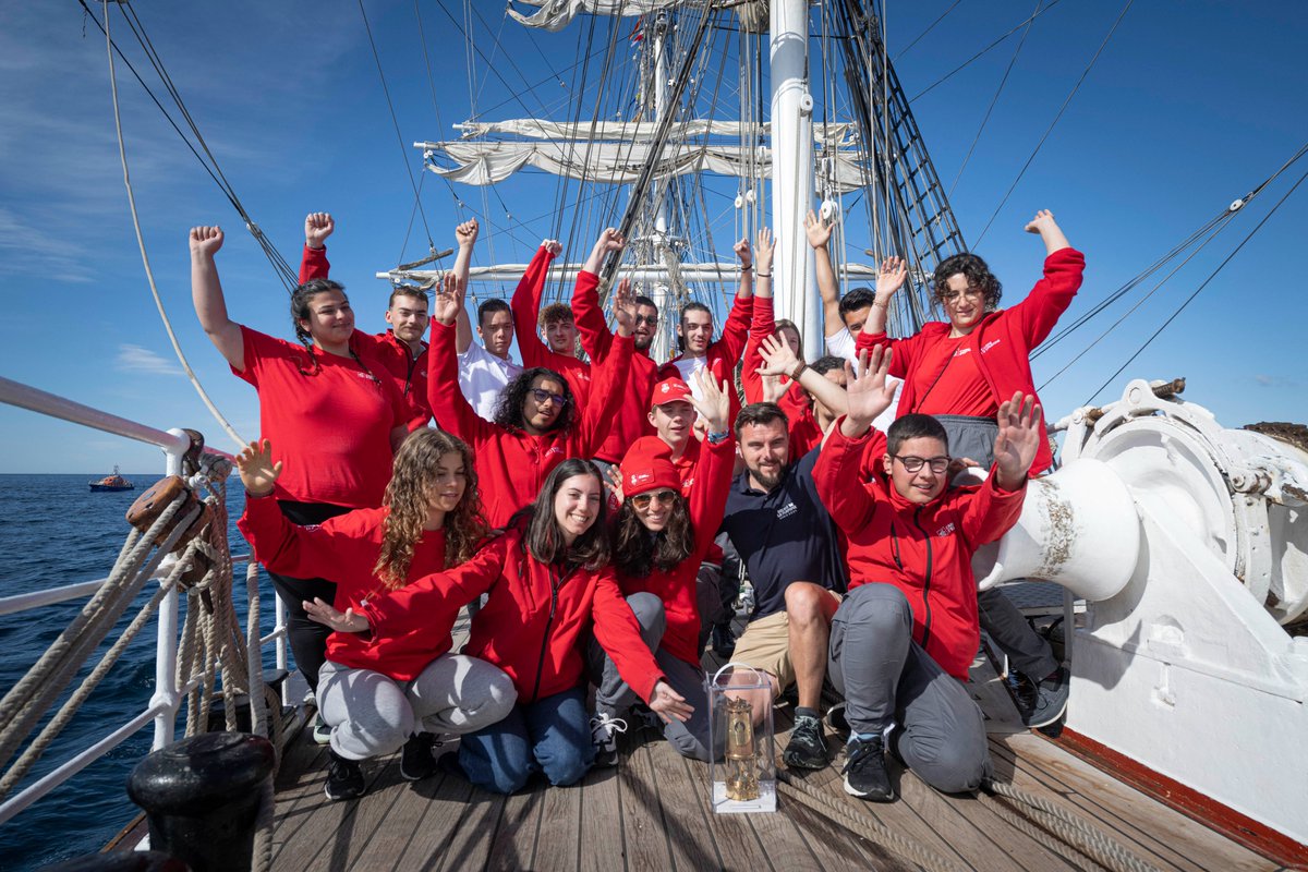 🔥⛵ Merci à Clara, Chloé, Eléonor, Steven, Manon, Noémie, Hugo, Lucas, les deux Nathan, Shawn, Thomas, Yassine et Zabih qui nous ont fait vivre au plus près cette aventure exceptionnelle et passionnante 🙏
#ToujoursPlusSport #BanqueDuSport #VivonsParis2024